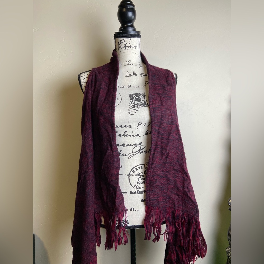Lakhays Burgundy Vest Shawl Size Small Like New
